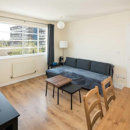 2Bd London Flat - City Buzz & Parkside Serenity Apartment Екстериор снимка